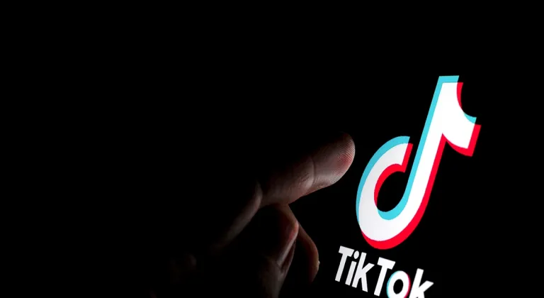 TikTok çocukların hassas verilerini topluyor