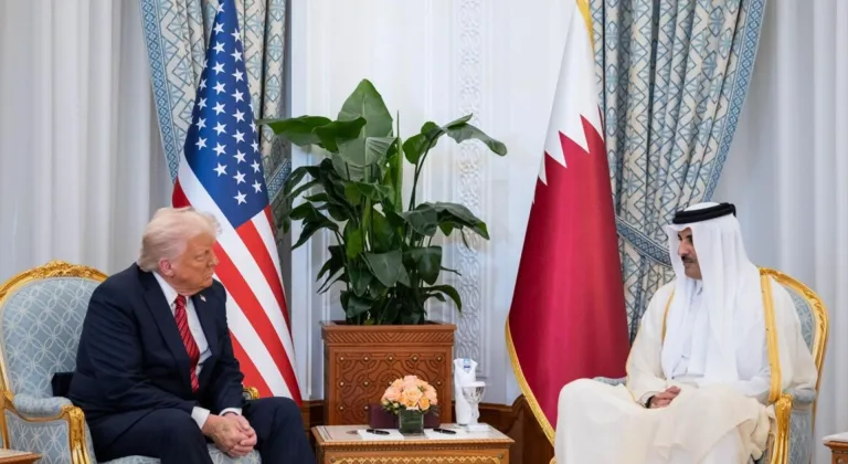 Trump, Katar Başbakanı Al-Thani ile görüştü