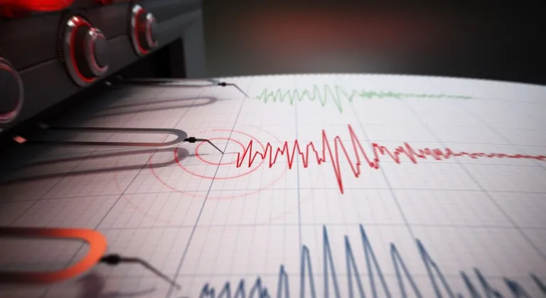 Uzmandan kritik uyarı! 7'den büyük deprem olabilir