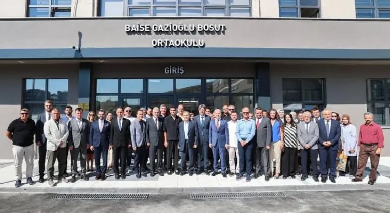 Vali Erol Ayyıldız'dan inşaatı tamamlanan Bosut Ortaokulu'na Ziyaret