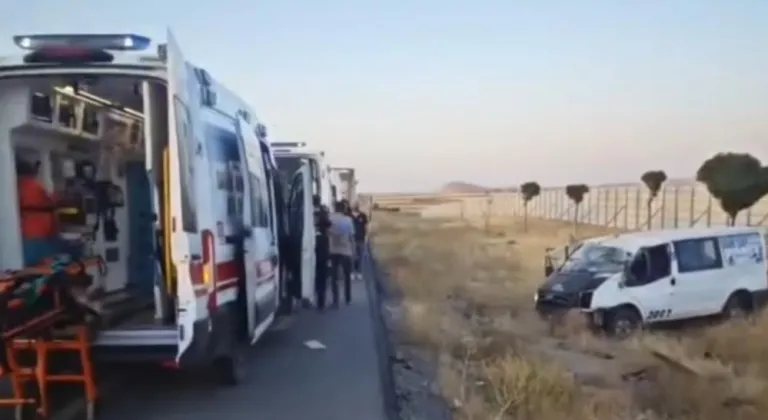 Van'da trafik kazası: 2 ölü, 3 yaralı