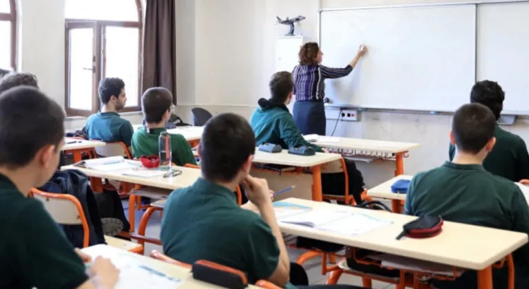 Yusuf Tekin açıkladı: Zorunlu eğitim süresi kısalacak mı?