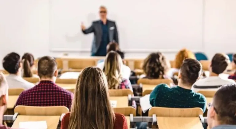 Zorunlu eğitim kısalacak mı? Bakan Tekin’den açıklama
