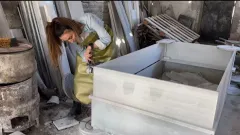 Hem anne hem de mermer ustası