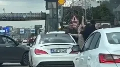 Bursa trafiğinde yumruklar havada uçuştu