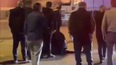 Kullandığı kamyonu bir anda ateşe verdi