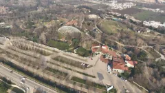 Uyku tutmayan ayılar böyle beslendiler