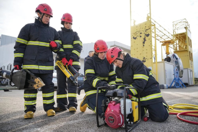 Bursa'nın alev savaşçısı kadınlarının eğitimi komandoları aratmadı