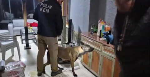 Bursa'da GDO'lu esrar operasyonu