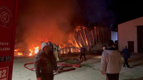 Ses sistemi üzerine faaliyet gösteren fabrika küle döndü