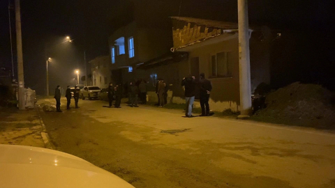 Bursa'da rehine krizi! 7 saat bıçakla ekiplere direndi