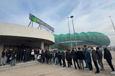 Bursaspor taraftarı yine sırada