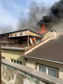 Bursa'da çatı katında korkutan yangın