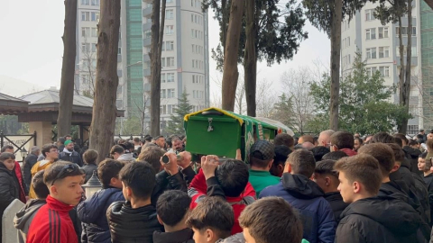 Bursa'da felçli direksiyon başına geçti... 3 genci ezdi, alkollü çıktı