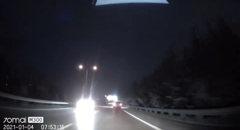 Otobanda ters yönden ilerledi