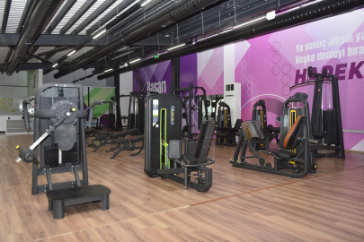 Yıldırım'ın yeni gençlik merkezi açılışa gün sayıyor