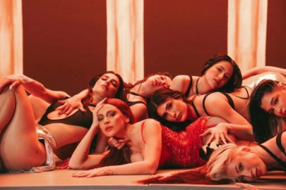 Hadise'nin yeni klip fotoğrafları olay oldu