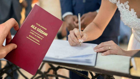 Türkiye'de boşanmalar artmaya başladı