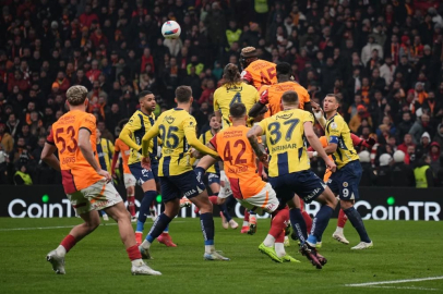 Yılın dev derbisinde gol sesi çıkmadı! Galatasaray ve Fenerbahçe 1 puana razı oldu
