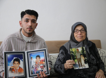 Evladını iki bileziğe satmış