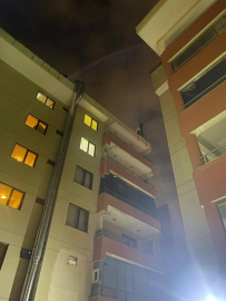 Bursa'da 2 binayı tahliye ettiren yangın