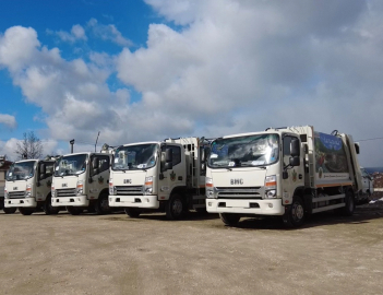 Bursa'nın o ilçesi yeni çöp araçlarına kavuştu