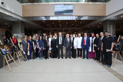 Başkan Bozbey’den doktorlara ziyaret