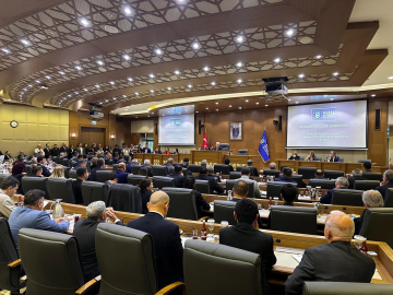 Belediye Meclisi karıştı! İşte o anlar...