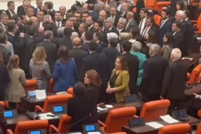 TBMM'de gergin anlar! Vekiller birbirine girdi