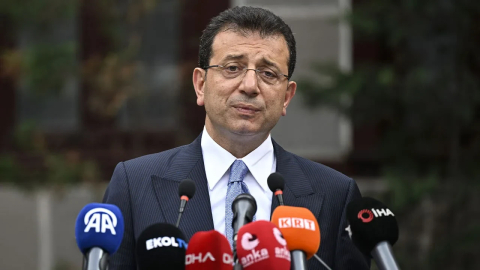 Ekrem İmamoğlu görevden uzaklaştırıldı