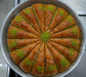 Baklavada ıspanak, bezelye ve yer fıstığı oyununa gelmeyin!