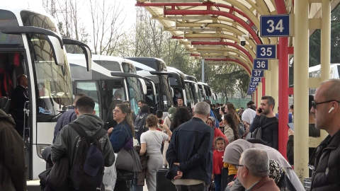 Bursa Terminali'nde 9 günlük tatil yoğunluğu başladı