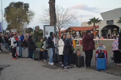 Türkler Yunan Adaları'na akın ediyor