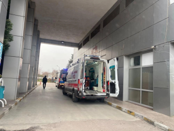 Tavuk döner 52 kişiyi hastanelik etti