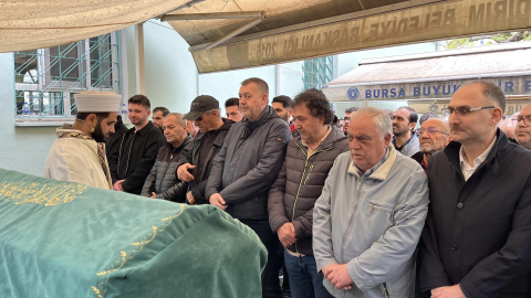 Yangın faciasında hayatını kaybeden anneye veda