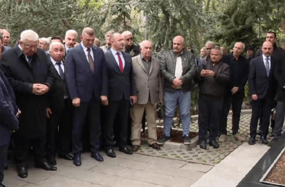 Alparslan Türkeş'i anma programında Bahçeli detayı dikkat çekti