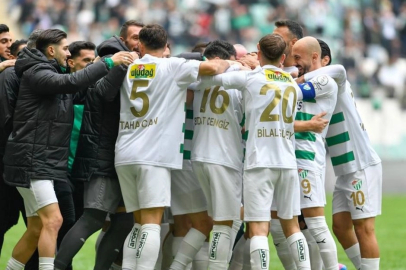 Bursaspor şampiyonluk maçına çıkıyor! İşte ilk 11'ler