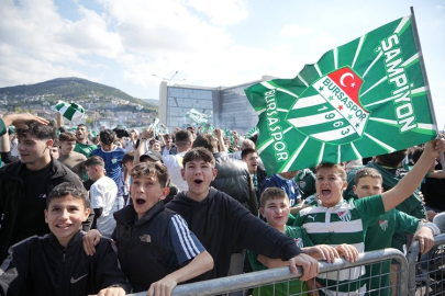 Binlerce Bursalı, şampiyonluk maçını beraber izledi