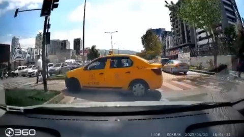 Yaya geçidi taksi yoluna döndü: Şoförden şok eden hamle!