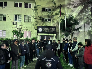 Bursa'da göçmen kaçakçılığı operasyonu: Çok sayıda gözaltı var