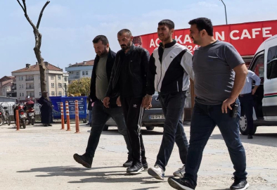 Cinayet ve hırsızlıktan aranan şüpheliler yakalandı