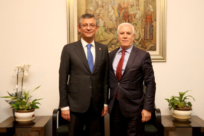 Mustafa Bozbey, Özgür Özel'e saldırıyı kınadı!