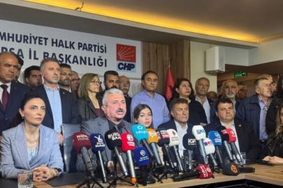 CHP Bursa'dan Özgür Özel'e destek!  "Bir Adım Geri Atmayız!"