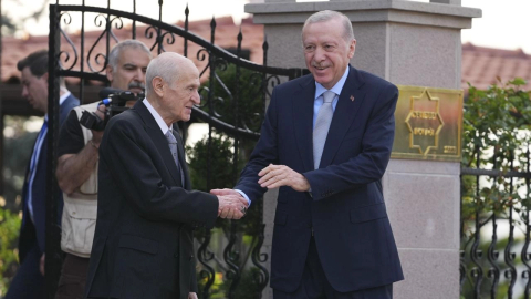 Cumhurbaşkanı Erdoğan, MHP Genel Başkanı Bahçeli'yi ziyaret etti