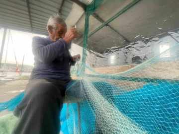Balıkçıların ağı müsilajla delik deşik