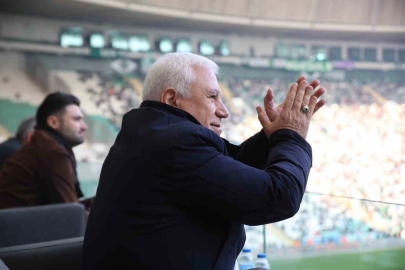 Başkan Bozbey, Bursaspor'un Süper Lig şampiyonluğunu kutladı