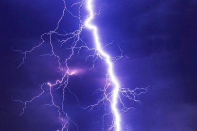 Marmara'da gök gürleyecek! 30 bin yıldırım geliyor