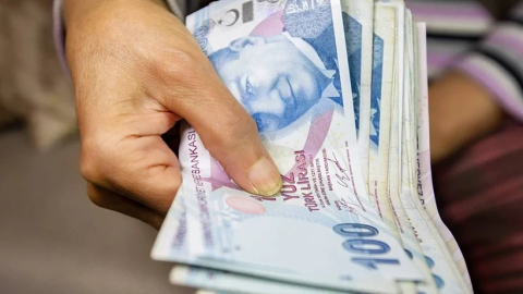 Bayram ikramiyeleri ne zaman yatırılacak? Uzman isim tarih verdi