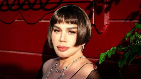 Acısına dayanamadı! Sezen Aksu saçlarını kazıttı