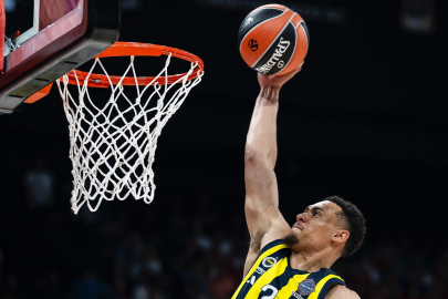 EuroLeague Şampiyonu Abu Dabi'de Belli Oluyor! Fenerbahçe Beko, Kupanın Tek Talibi mi?